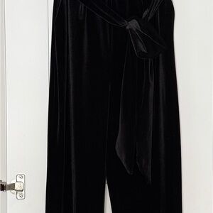 Elegant Black Velvet Jumpsuit
